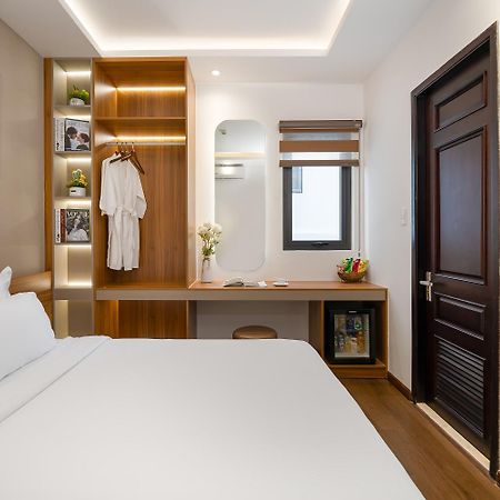 Duong Gia Hotel Dn By - Bay Luxury Дананг Екстер'єр фото